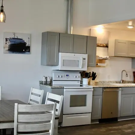 Seafarer Suites-3